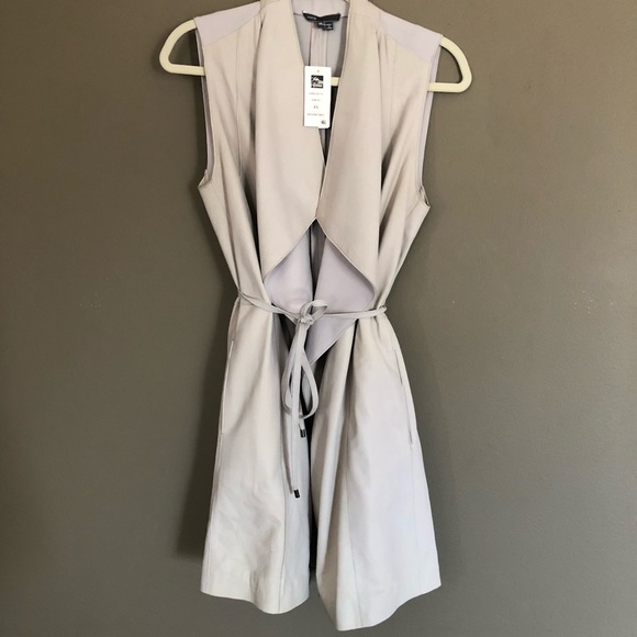 Vince Leather Vest in Sierra Silver - Picture 7 of 9